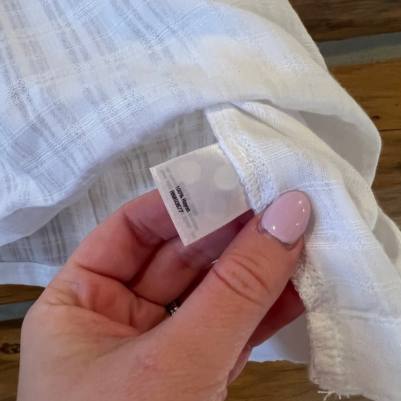 a.n.a White Blouse - Picture 3 of 3